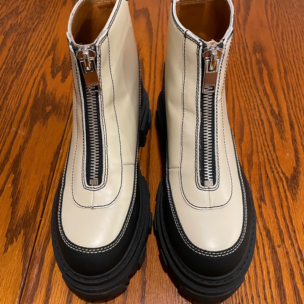 GANNI Cream and Black Ankle Boots with Chunky Sole and Silver Zipper